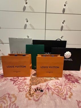 Authentic designer shopping bags